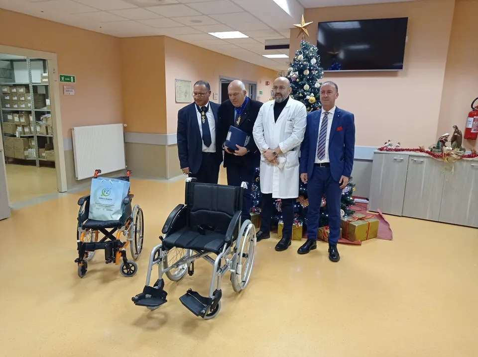 Carrozzine per l’Ospedale Moscati di Avellino