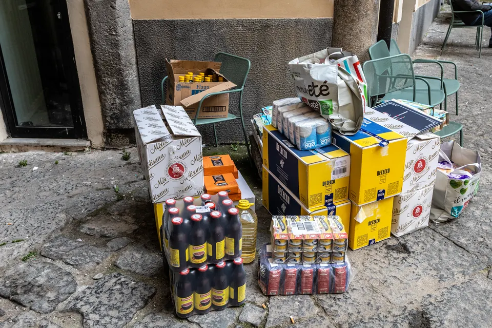 Donazione alla Basilica di San Domenico Maggiore — foto 4 di 12