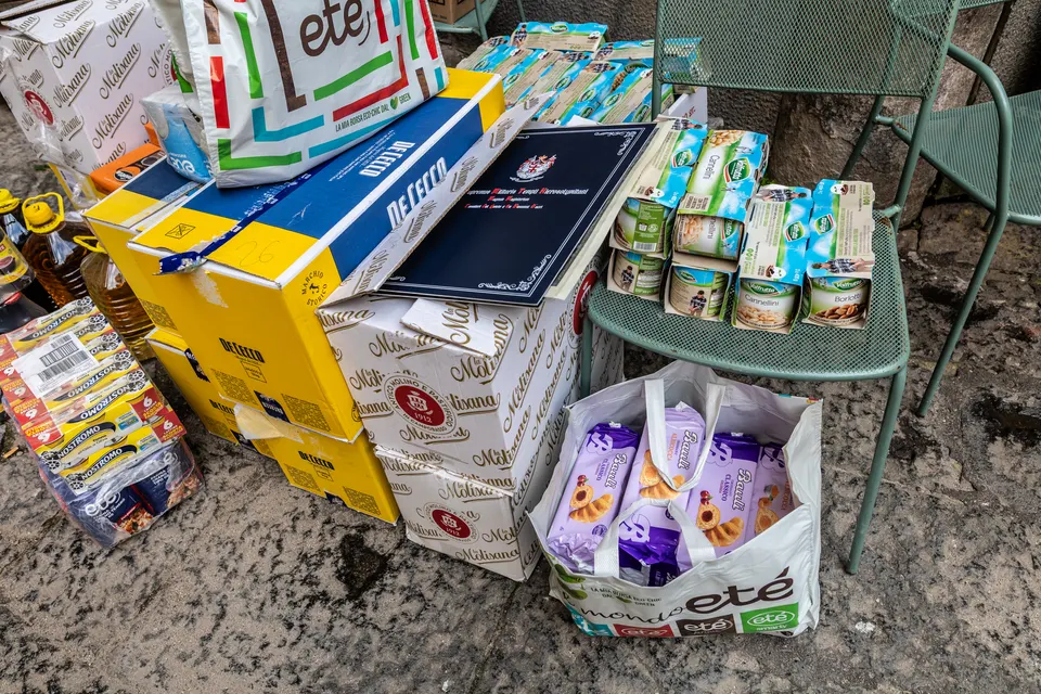Donazione alla Basilica di San Domenico Maggiore — foto 5 di 12