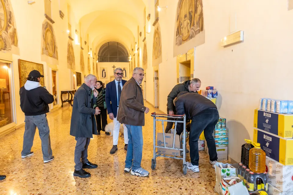 Donazione alla Basilica di San Domenico Maggiore — foto 8 di 12